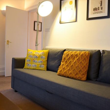 Queens Apartment 沃辛 外观 照片