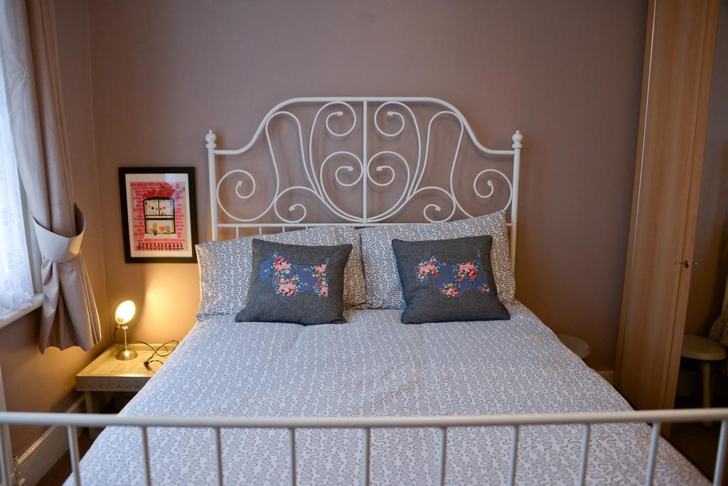 Queens Apartment 沃辛 外观 照片